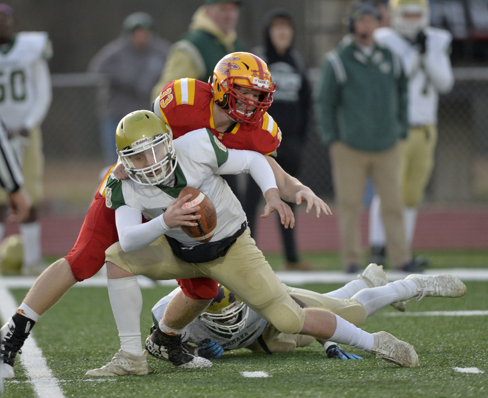 Murphysboro downs Bishop McNamara